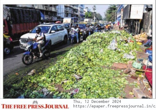 mumbaimatterz's tweet photo. #Mumbai

Everyday Sight at Dadar

One more lane of Senapati Bapat Marg (Tulsi Pipe Road)

just

For Dumping waste Vegetables 

Thanks @mybmc @mybmcwardGN

📸 via @fpjindia https://t.co/konYEukSx1
