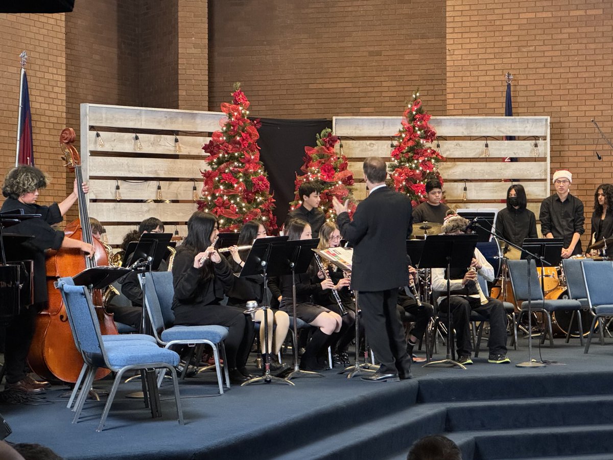 Ecole Cariboo Hill tweet media