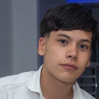 José Daniel Justo tiene 16 años, desapareció el 4/12/24 en Florencio Varela, provincia de Buenos Aires. Se hizo la denuncia. Por favor compartir y si lo ven avisar #Urgente a la policía local, o al ☎️ 911 

#FlorencioVarela #BuenosAires