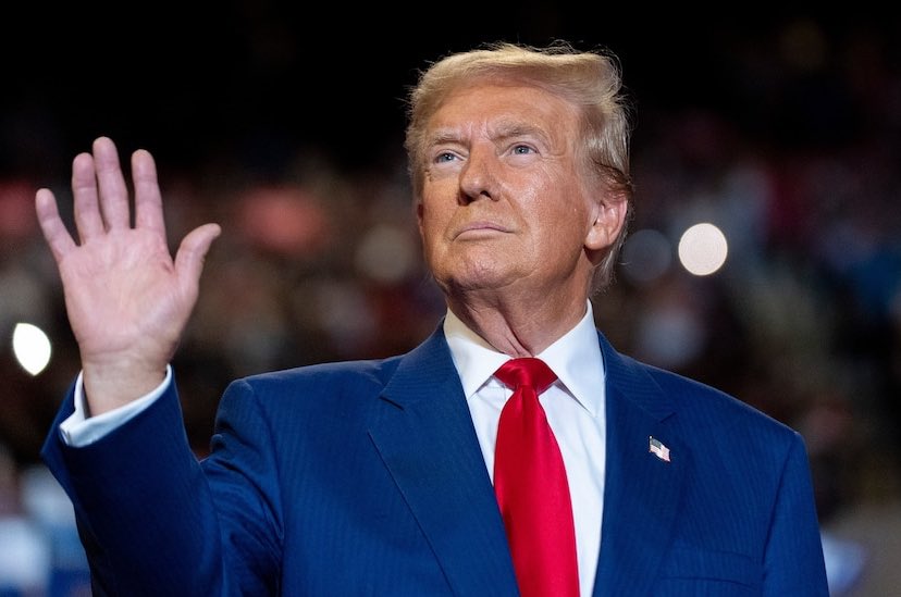 smartviewai's tweet image. 🚨BREAKING: 🇺🇸Trump’s World Liberty swapped $5M $USDC for $ETH.