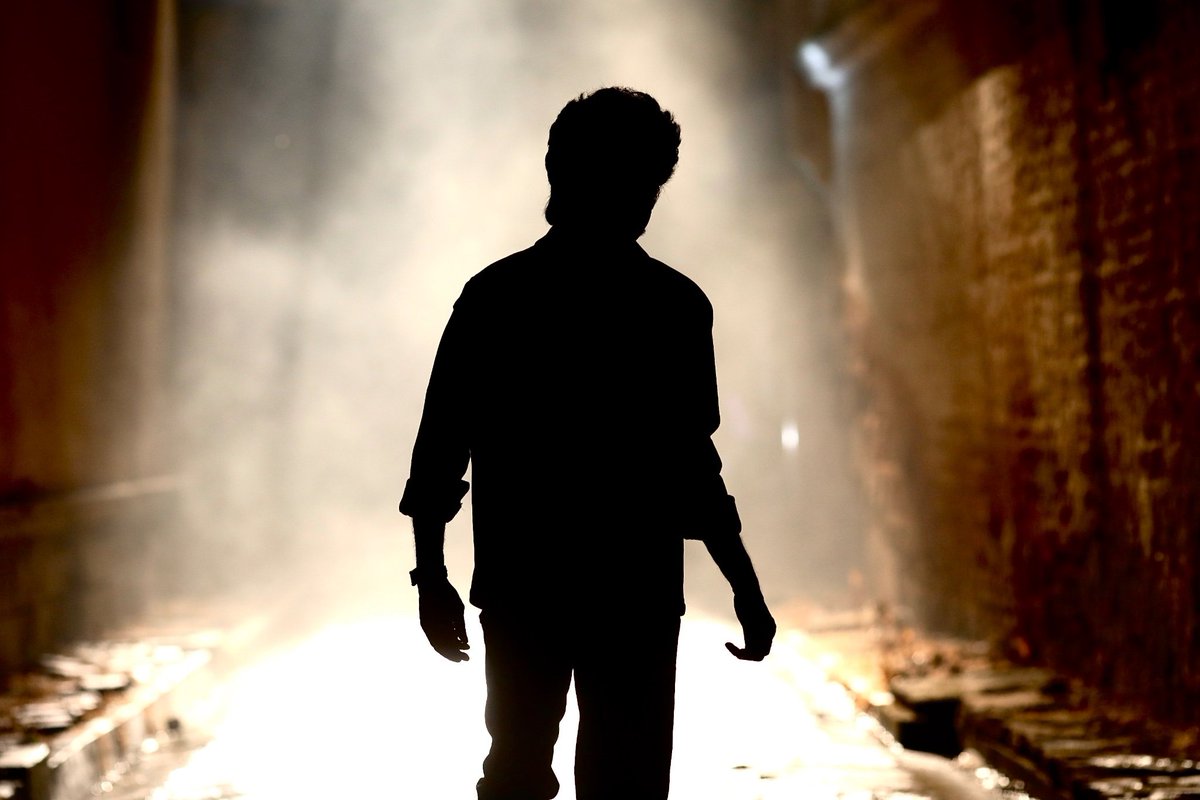 Trendswoodcom's tweet photo. #HBDSuperstarRajinikanth 🔥 https://t.co/M8rhBoprKk