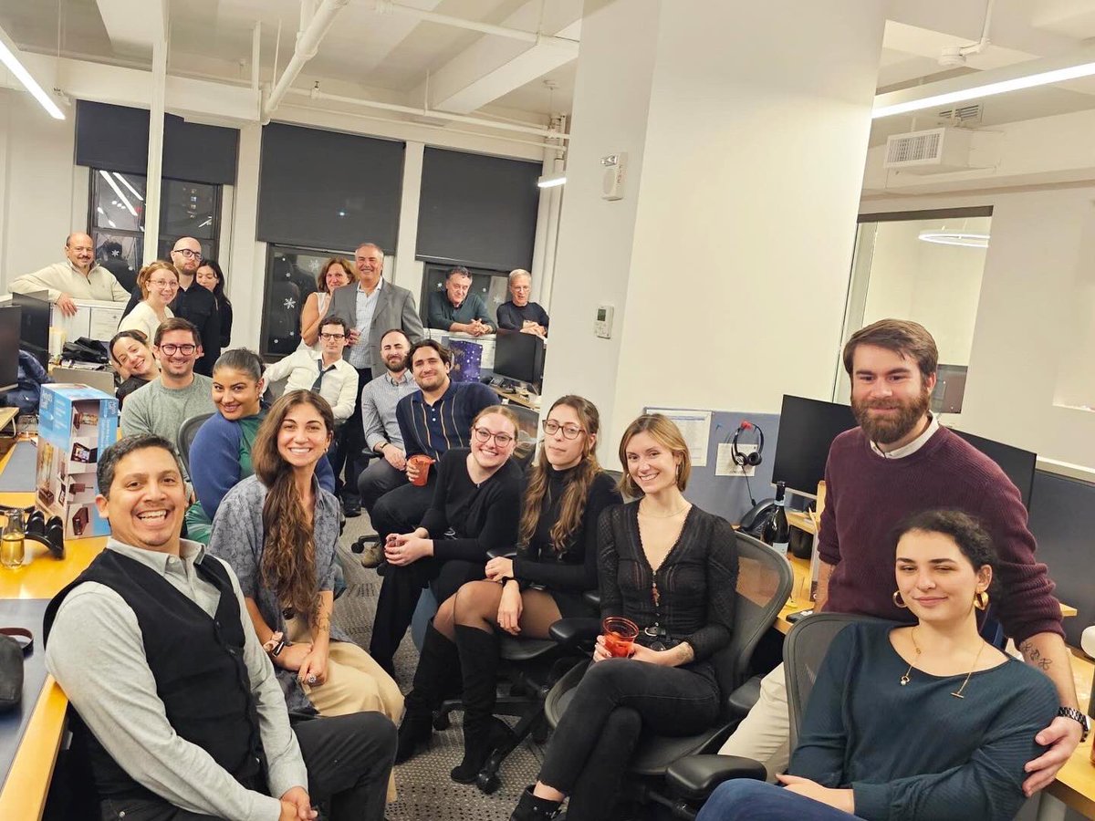 FSIArchitecture's tweet image. Murray Engineering / FSI 2024 Grinchmas Holiday Party #FSIArchitecture #MurrayEngineering #2024HolidaySeason #ADayInTheLifeOfFSI