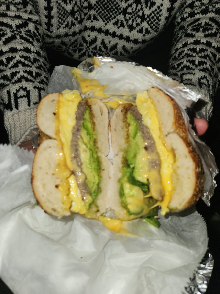 DC_Sandwich's tweet photo. So's Your Mom, Kalorama

Jake (Turkey Sausage): 7.4/10
Julia (Turkey Avo): 8.9/10
Andres (Turkey Avo): 9.3/10
Dan (BEC): 9/10 https://t.co/LxXsUbIOdo