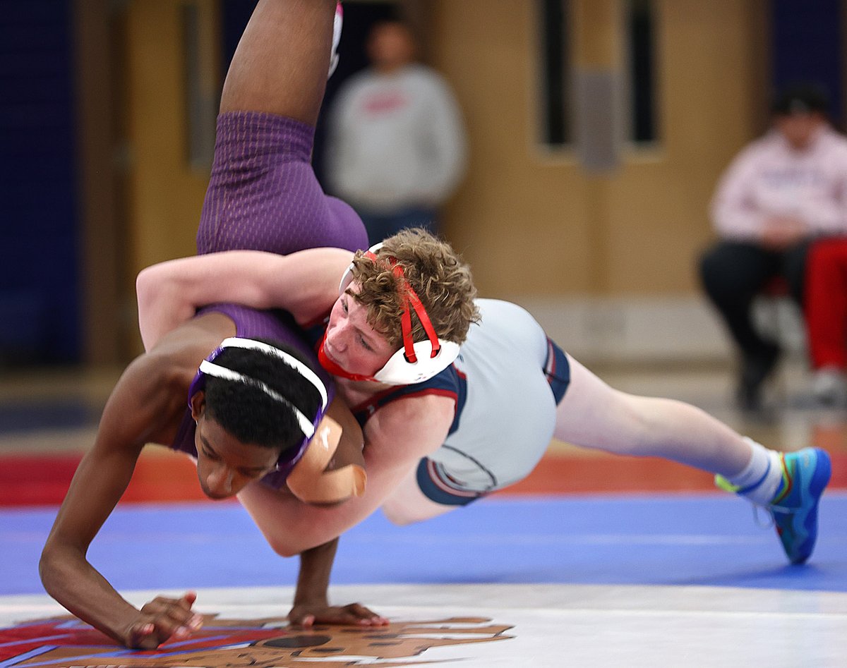 TimBathKT's tweet image. Boys Wrestling between Kokomo and Marion. More photos at: kokomotribune.com/sports/wrestli…