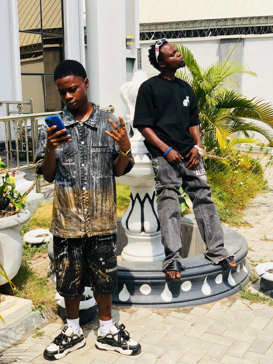 jahb41269's tweet photo. i gat your back bro 💯 https://t.co/3gLrZE0Ipb