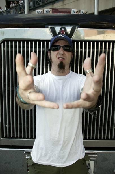 daily Mudvayne tweet media