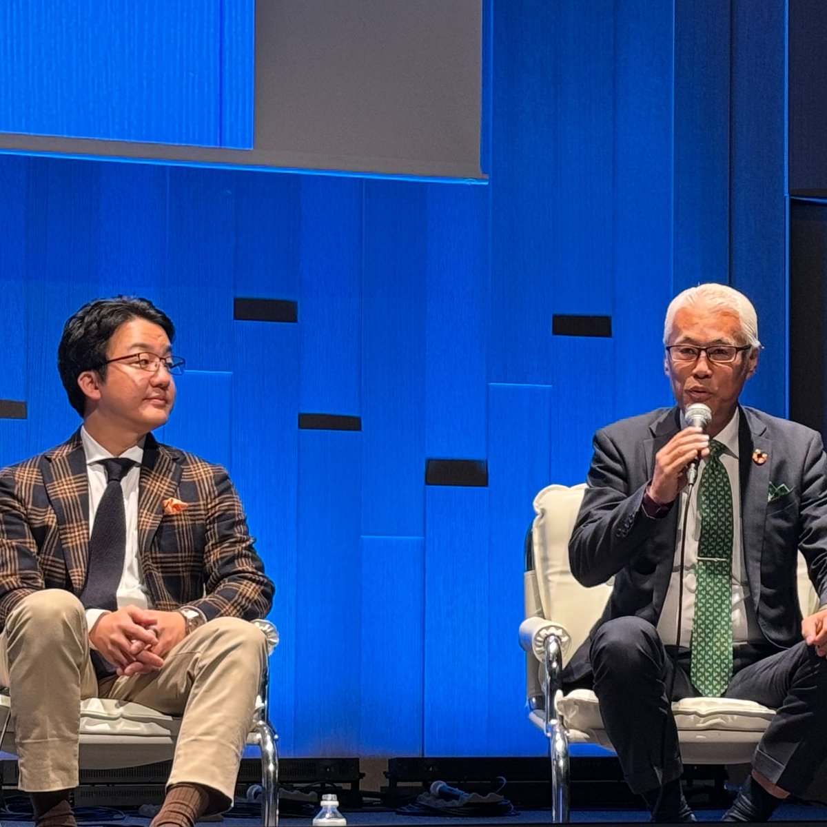 medpeer_post's tweet image. 📢#HealthtechSummit 2024開催中！📢
午後1番目のセッションは
『A Decade Fighters
10年の進歩を支えたスタープレイヤーたち』

#メドピア 代表の石見さん、理事の横田さん登壇！
#ヘルステック 業界を10年以上支えてきた登壇者たちが
業界の移り変わりや現在地、これからの未来を議論します