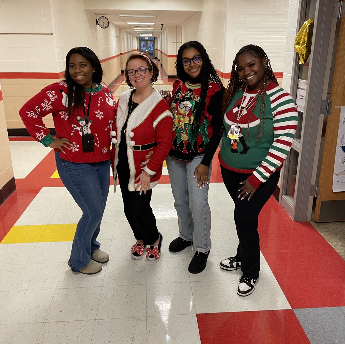 We just love our festive 4th grade vibes 🎄