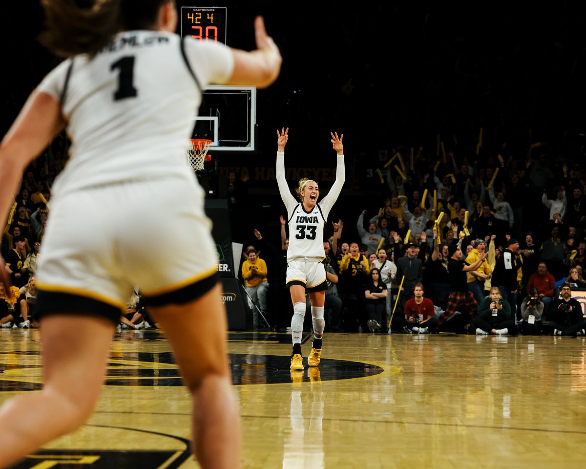 The Iowa Hawkeyes tweet media