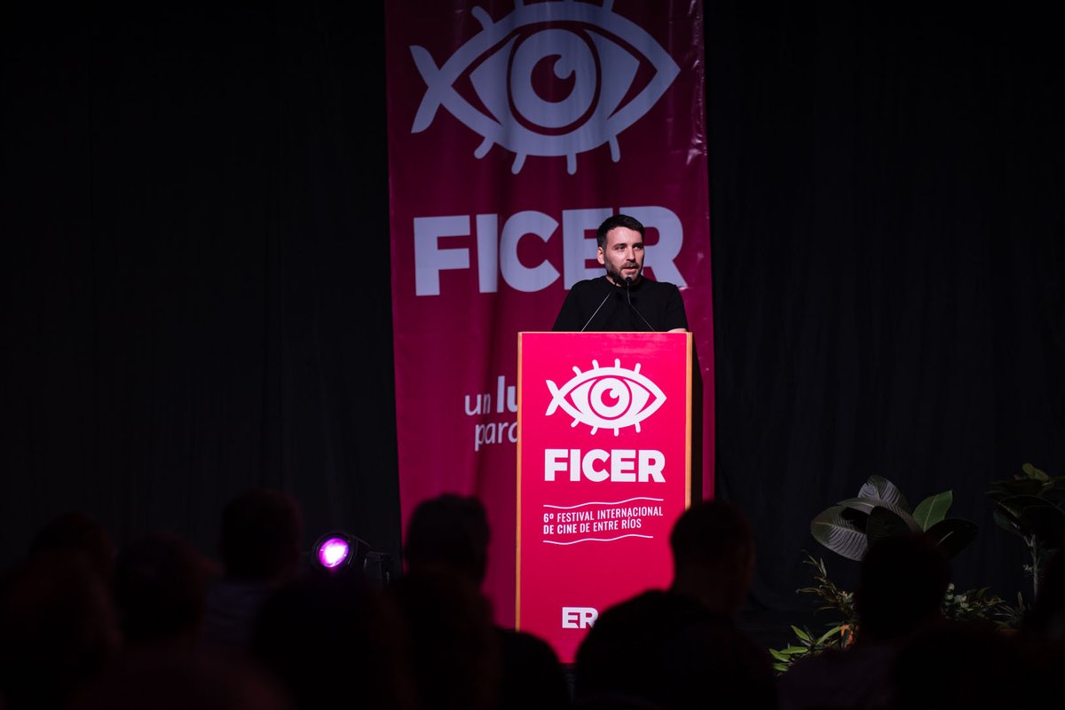 [FICER] Se inauguró el 6° FICER en la noche del miércoles: «Entre Ríos se está convirtiendo en una trinchera de resistencia, de amor por el cine y por la cultura».
gpsaudiovisual.com/2024/12/12/ina… a través de <a href="/gpsaudiovisual/">GPS Audiovisual</a>