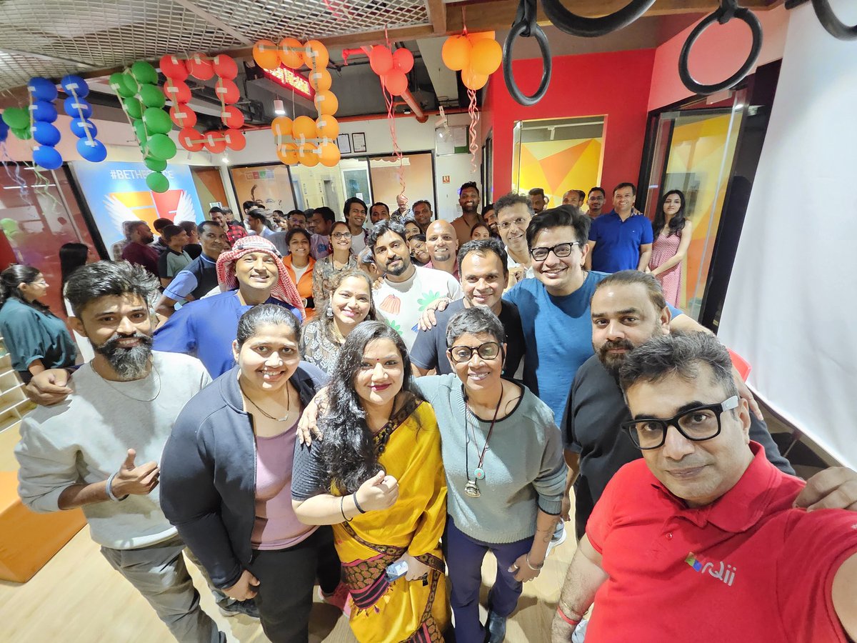 vishalgondal's tweet image. 10 years ago, @GOQii began as a dream to transform health through technology and human connection. Today, it’s a thriving movement, thanks to an incredible team, partners, and GOQii-ites who believed in our vision.

This journey has been filled with challenges, breakthroughs, and…