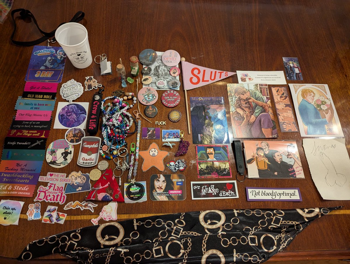 astrangebohemia's tweet photo. Just unpacking my suitcase from #GCC and holy smokes I made out like....well like a pirate! Look at all this loot! Thank you to everyone I traded with. These are my literal treasures
#crewforlife #ofmd #gcccrew https://t.co/m8kuvHahE0