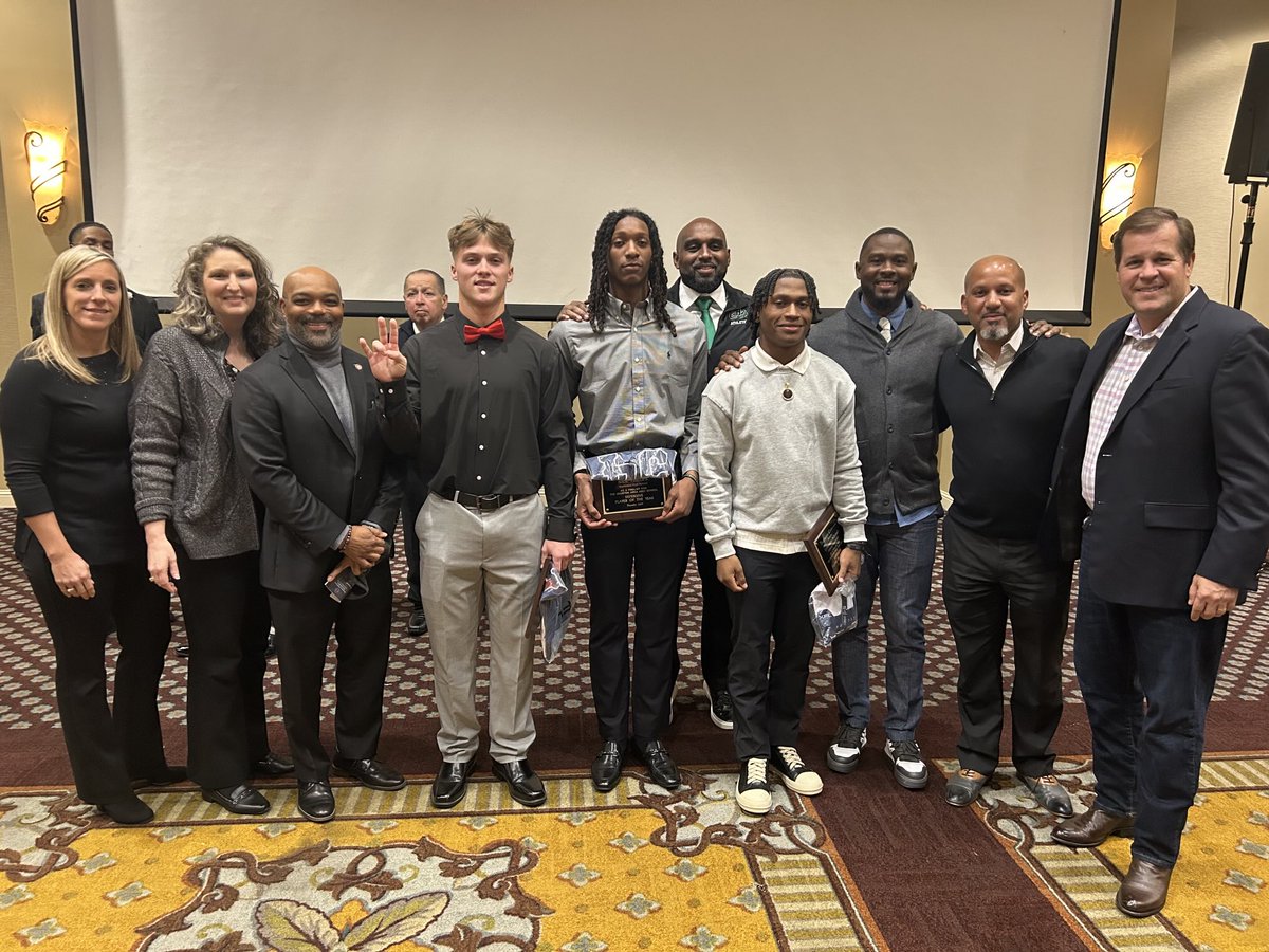 Fort Bend ISD Athletics (@fbisdathletics) on Twitter photo Congratulations to Austin, Kade, and La’Damion for being honored at tonight’s TD Club Player of the Year Banquet. Thank you Dr. Smith for supporting our student athletes and coaches! <a href="/RPHS_FB/">Ridge Point Football</a> <a href="/HightowerFB/">HIGHTOWER FOOTBALL</a> <a href="/HoustonTDClub/">Houston TD Club</a> Congratulations to Austin, Kade, and La’Damion for being honored at tonight’s TD Club Player of the Year Banquet. Thank you Dr. Smith for supporting our student athletes and coaches! <a href="/RPHS_FB/">Ridge Point Football</a> <a href="/HightowerFB/">HIGHTOWER FOOTBALL</a> <a href="/HoustonTDClub/">Houston TD Club</a>