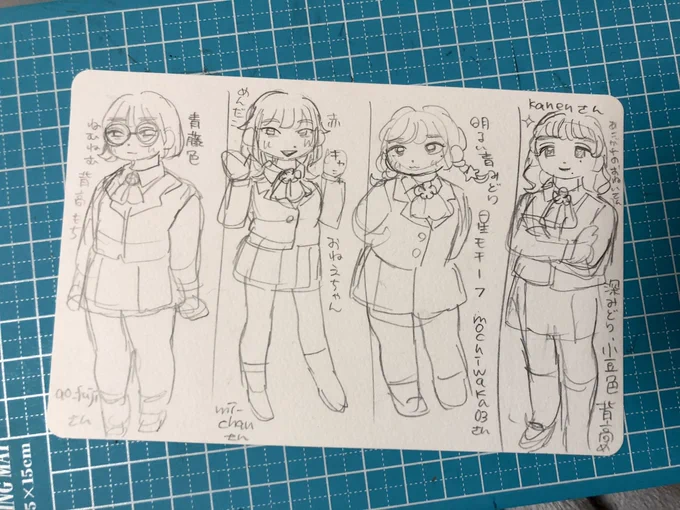 タクラミのラフちゃん🐣
なんだかラフ(これはシャーペン)の線は生きてる感じがする。 