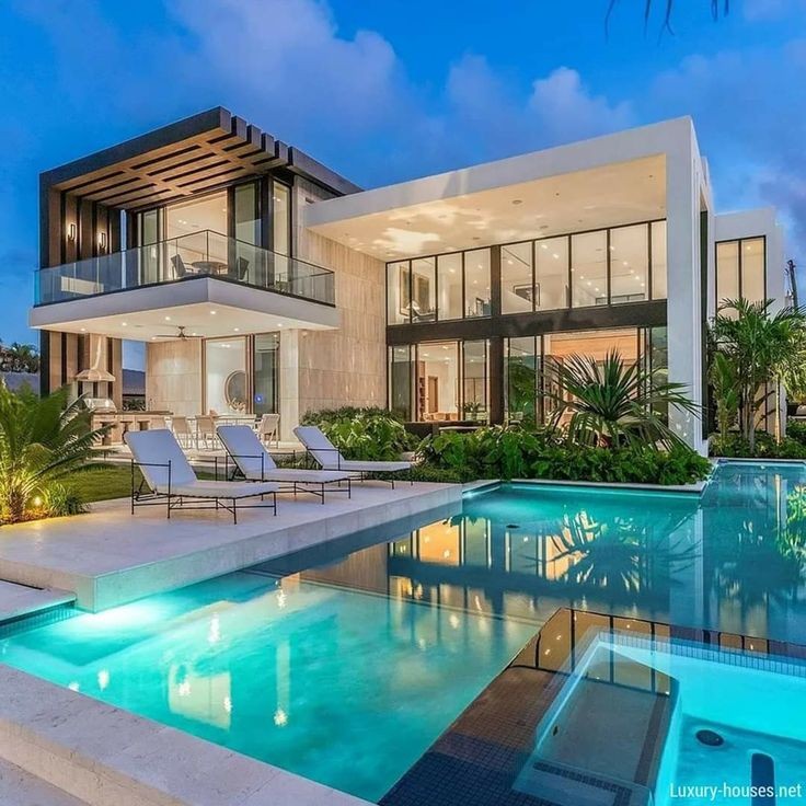 Build your dream villa 🌊🏊‍♀️🏠🪴

----- an interactive thread ✨️
