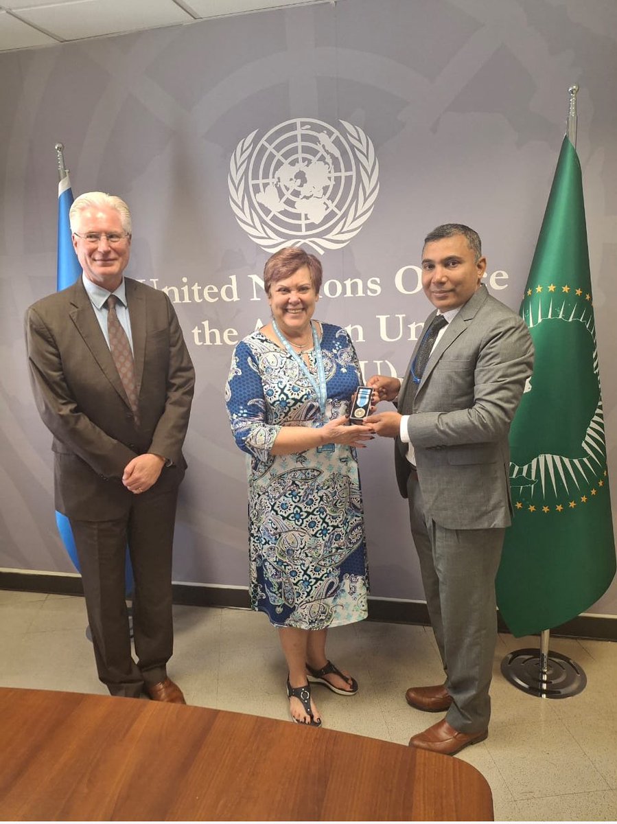 We extend our heartfelt gratitude to our Military colleague, Col. Kazi Hossain of 🇧🇩 for his invaluable contributions during his 3-year tenure <a href="/UNOAU_/">UN Office to the African Union - UNOAU</a>. His dedication &amp; expertise have left a lasting impact. Wishing him success in all future endeavours #ThankYou #Farewell