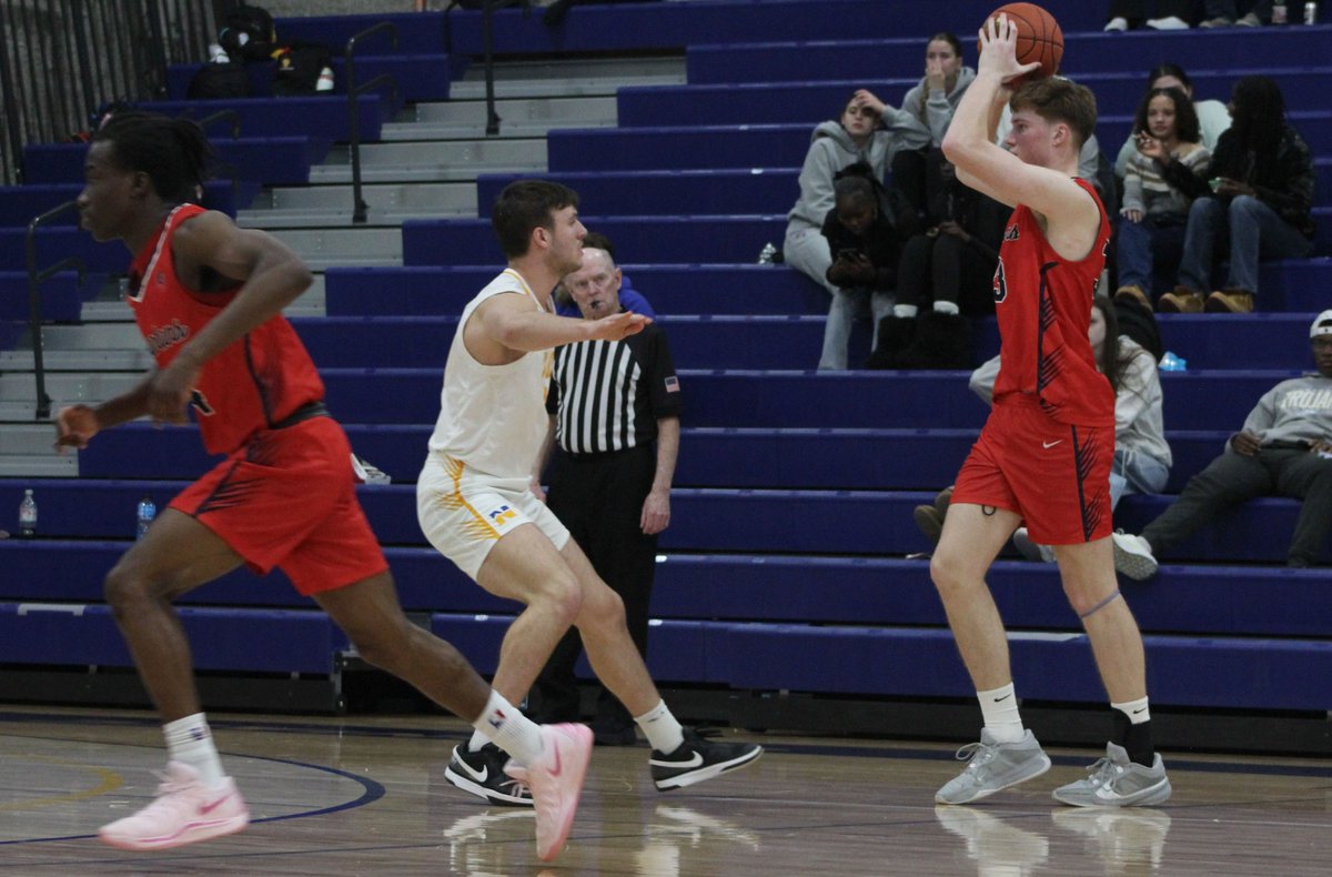 The NIACC men's basketball team moved its mark to 4-0 in the ICCAC for the first time since 2019-20 with Wednesday's 81-72 win over Southwestern CC in the NIACC gym.