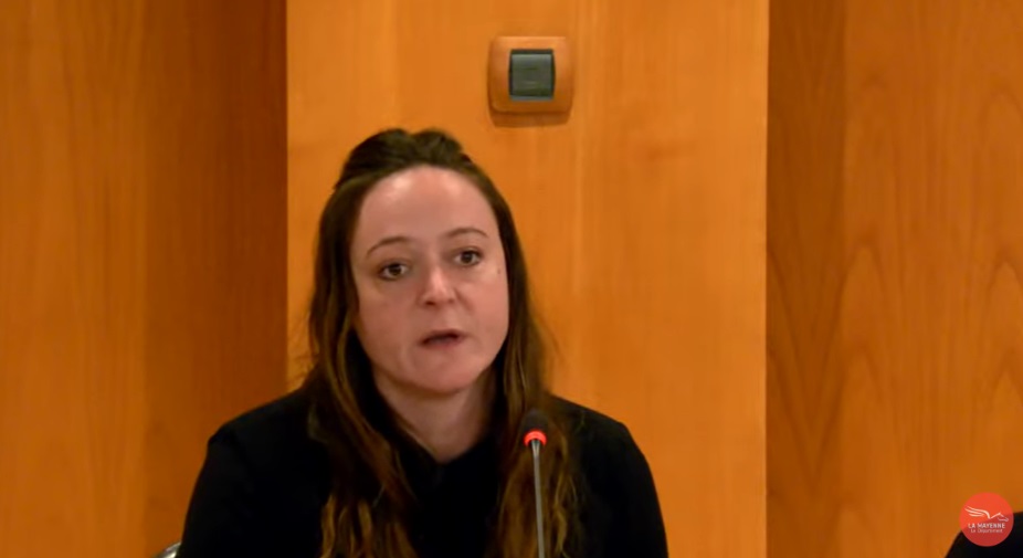 MayenneEcoSolid's tweet image. Baisser les crédits du #SDIS alors que les interventions explosent (+17% en 2023) est inacceptable, pour @camille_petron 
 
Il est inconcevable que le département de @lamayenne soit seul à assumer ces enjeux alors que la crise hospitalière relève d’abord d’un échec national.