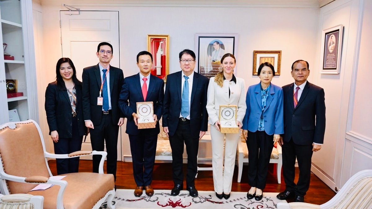 Grateful to 🇹🇭 Attorney General and his Office for the productive meeting and steadfast support to the work of <a href="/UNODC_SEAP/">UNODC Southeast Asia-Pacific</a>  &amp; SEAJust 

We look forward to continuing to strengthen regional cooperation against organized crime together 🤝

More in Thai 👉bit.ly/3OOPKJX