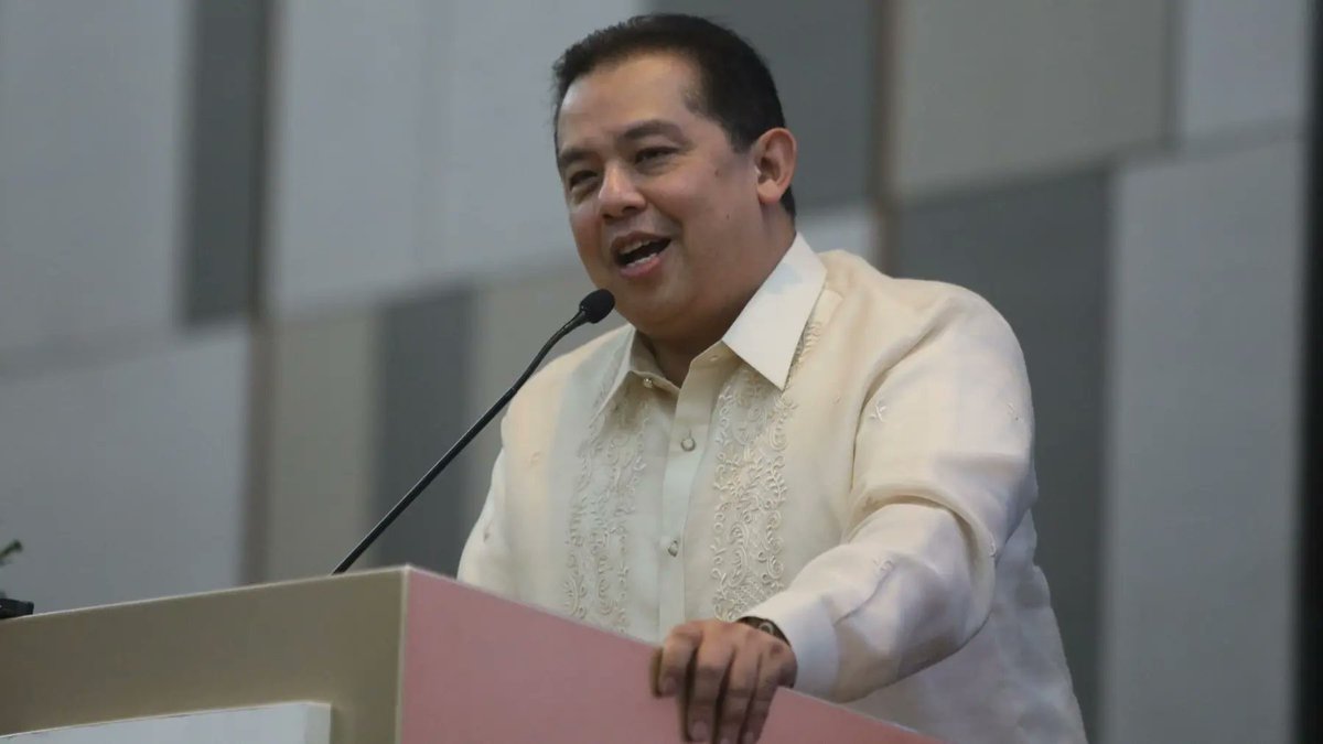 News5PH's tweet image. Recently, #PhilHealth signed an agreement with Tingog Party-list and the Development Bank of the Philippines #DPB regarding a health initiative. The said party-list is led by the wife of House Speaker #MartinRomualdez, Rep. Yedda Romualdez. #News5

READ: news.tv5.com.ph/breaking/read/…