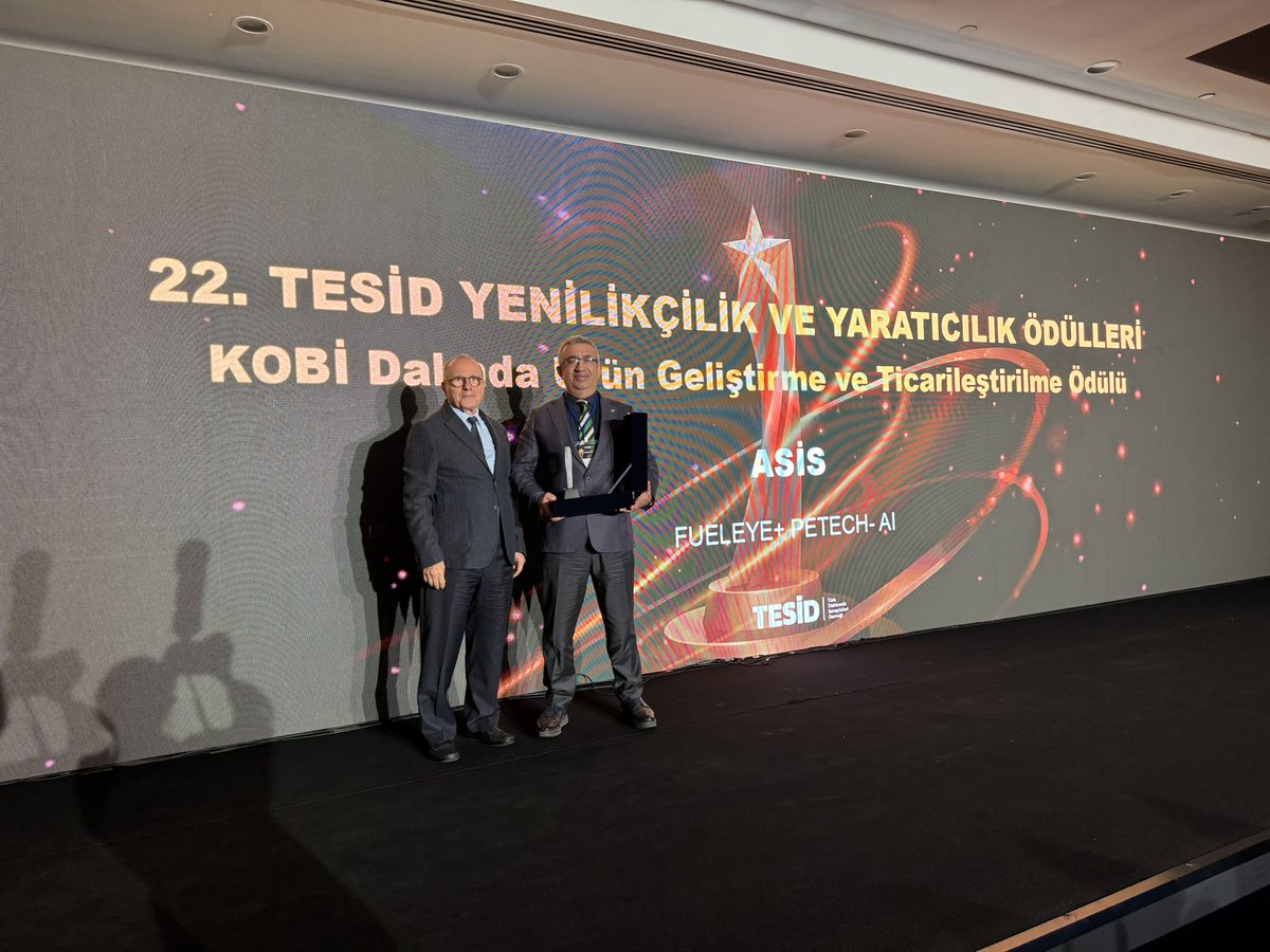 AsisAutomation's tweet photo. Asis Otomasyon Petech AI ile 22. TESİD Yenilikçilik ve Yaratıcılık Ödülü’nü Kazandı! 🚀
Petech AI, "KOBİ Dalında Ürün Geliştirme ve Ticarileştirme" ödülüne layık görüldü!
Haberin devamı için 👉🏼 https://t.co/6tvfQRuL17
#asis #asisotomasyon #asisarge #tesid #petechai #fueleye https://t.co/Y5hqSumGwt