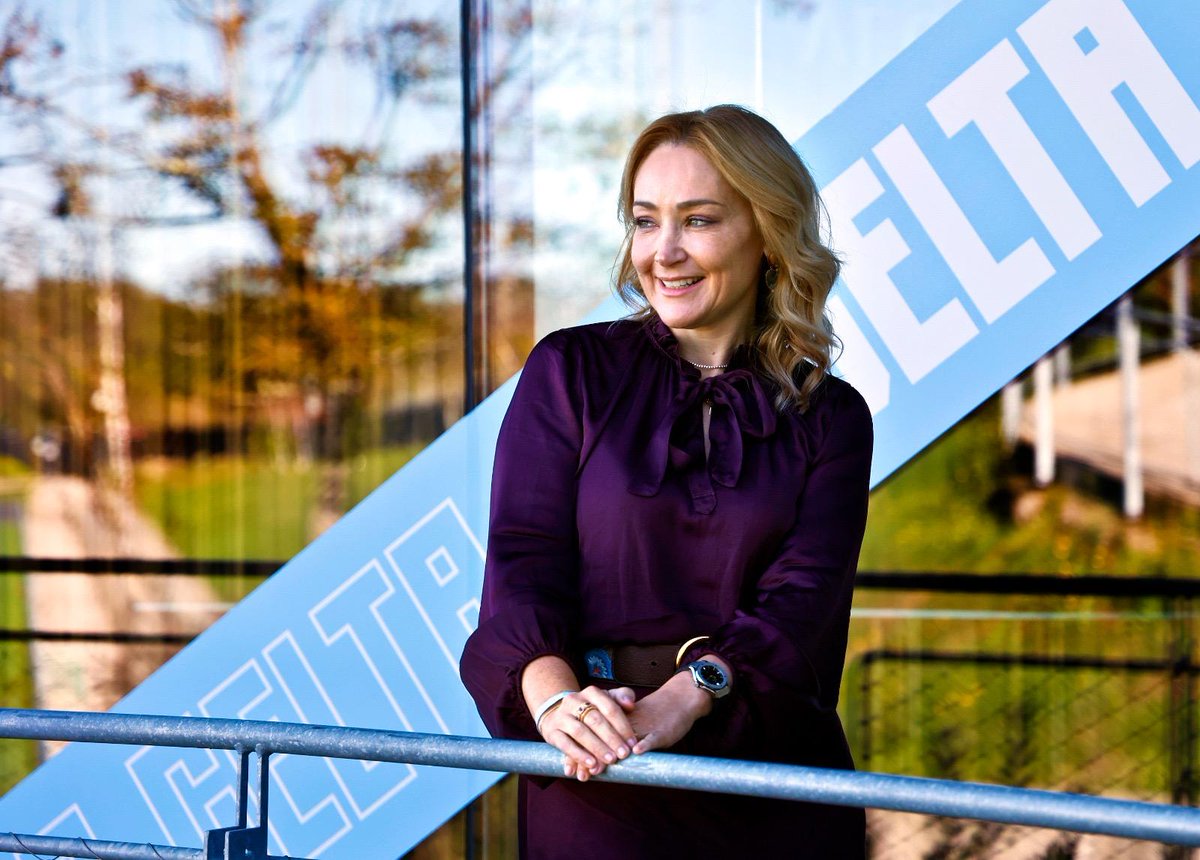 mmourino's tweet image. Tras un año al frente del @RCCelta solo puedo mostrar mi gratitud con todas las personas que me acompañan cada día.

Xunt@s trabajamos para construir un club más grande, orgulloso de sus raíces y que mire hacia el futuro con ilusión.

Vosotros sois nuestra fuerza 🩵 #SempreCelta