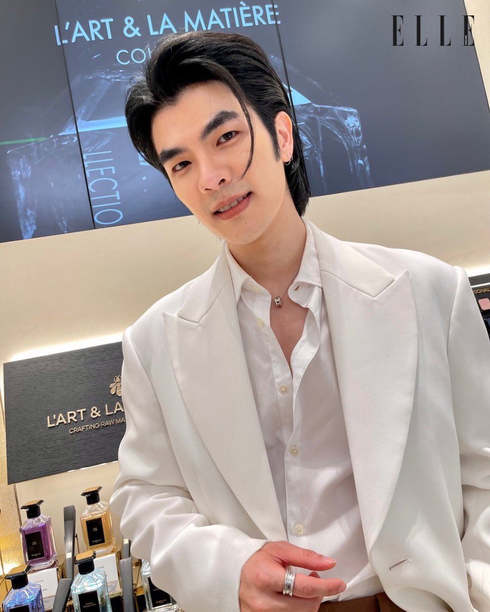 milephak_family's tweet photo. แอดมาแล้ว มาพร้อมความหล่อของพี่มาย

MILE X NEW GUERLAIN BOUTIQUE    

#GuerlainThailandXMile @milephakphum https://t.co/m4OHBVgNsL