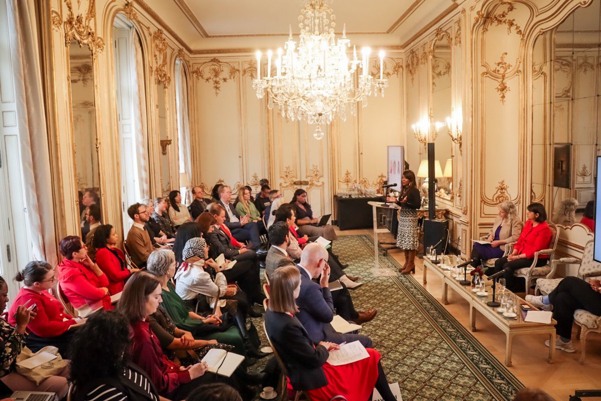 UK Mission to the EU 🇬🇧🇪🇺 (@ukmisbrussels) on Twitter photo Today, we convened a discussion on 🇪🇺& 🇬🇧 priorities for combatting race inequalities. Special guest <a href="/SeemaMalhotra1/">Seema Malhotra MP</a>, keynote speakers <a href="/debs_wb/">Debbie Weekes-Bernard</a> & Nela Riehl MEP, alongside policy experts, explored policy progress and shared insights on the critical barriers that remain. Today, we convened a discussion on 🇪🇺& 🇬🇧 priorities for combatting race inequalities. Special guest <a href="/SeemaMalhotra1/">Seema Malhotra MP</a>, keynote speakers <a href="/debs_wb/">Debbie Weekes-Bernard</a> & Nela Riehl MEP, alongside policy experts, explored policy progress and shared insights on the critical barriers that remain.