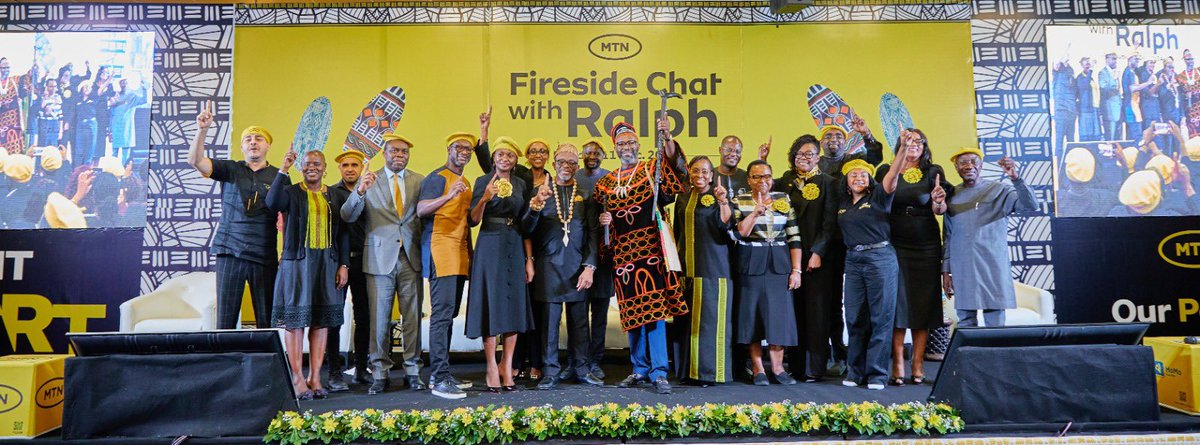 MTNCameroon's tweet image. @MTNGroup CEO @RalphMupita and team concluded a productive visit to Cameroon with a town hall meeting, sharing MTN’s vision for 2025 and gathering valuable employee feedback to strengthen MTN’s culture. #DoingGoodTogether #DoItSmart #PlayYourPart #CloseTheGap