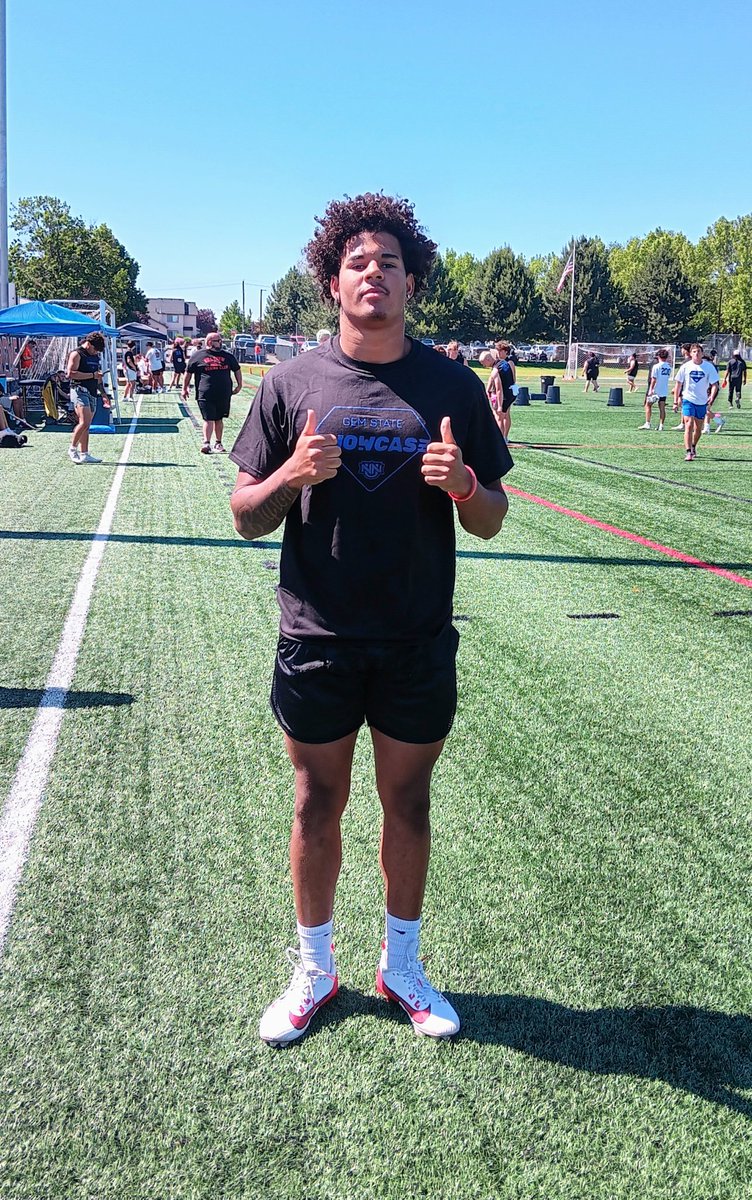 Anthony Gaines (@1cagaines) on Twitter photo Happy Birthday <a href="/imbrayy10/">Braylen Gardner CO 26’</a> God has Blessings with your name on them if you stay ready to receive them. I'm proud of the Young Man you're continuing to be; much Love 🙏🏾❤️ <a href="/jrock170/">Laura Gardner-Gaines</a> <a href="/DumboJaden/">Jaden Gardner</a> <a href="/JaycieG_10/">Jaycie Gardner</a> <a href="/aggiefootball05/">Arbor View Football 🏈</a> <a href="/iamcoachMB/">Coach Marlon Barnett 🏴☠️</a> <a href="/CoachNorris34/">Sam Norris</a> <a href="/BeauVinatieri/">Beau Vinatieri</a> <a href="/Coach_Brentley/">Desmond Brentley</a> Happy Birthday <a href="/imbrayy10/">Braylen Gardner CO 26’</a> God has Blessings with your name on them if you stay ready to receive them. I'm proud of the Young Man you're continuing to be; much Love 🙏🏾❤️ <a href="/jrock170/">Laura Gardner-Gaines</a> <a href="/DumboJaden/">Jaden Gardner</a> <a href="/JaycieG_10/">Jaycie Gardner</a> <a href="/aggiefootball05/">Arbor View Football 🏈</a> <a href="/iamcoachMB/">Coach Marlon Barnett 🏴☠️</a> <a href="/CoachNorris34/">Sam Norris</a> <a href="/BeauVinatieri/">Beau Vinatieri</a> <a href="/Coach_Brentley/">Desmond Brentley</a>