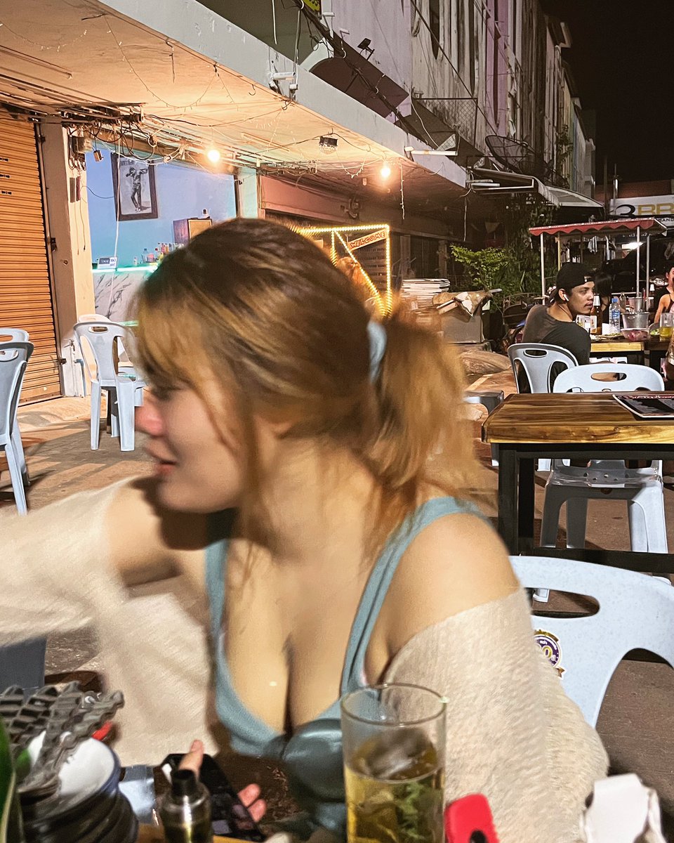 นวดนมให้หน่อย🤭
#ตอบเเค่คนรีทวิต