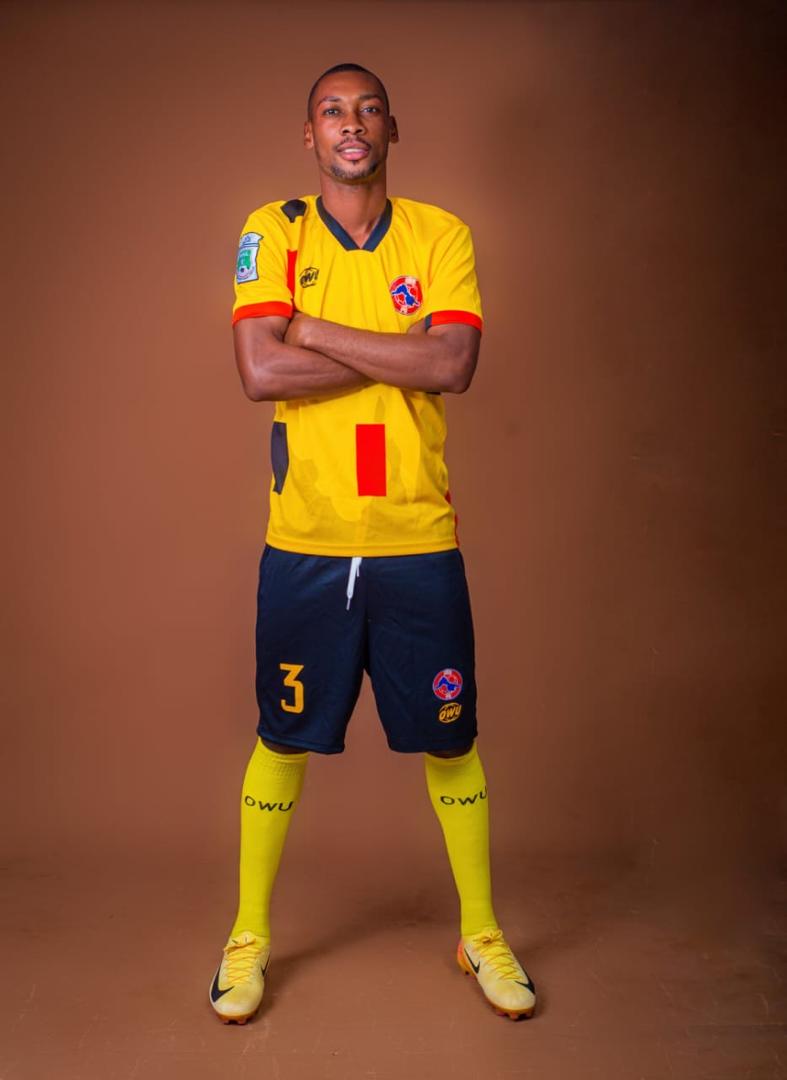 OscarNwimo's tweet image. Hey Fam!

I have joined ABS FC of Ilorin for the new NNL season. 

Here is another opportunity to showcase what I love doing. 

#TeamABS
#NNL25