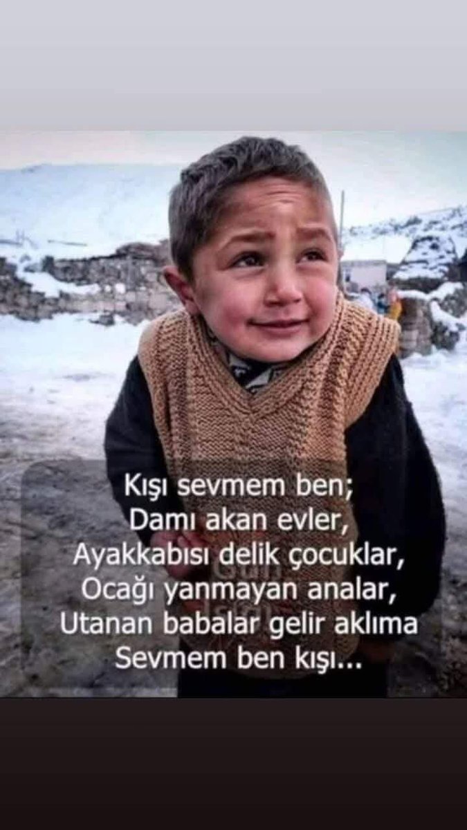 YavuzDe72's tweet image. 🤍
&quot;Reş dınére Koban 
Sare ev bajar &quot;
                                   Mem Ararat 

#Kobané 
#StandWithRojava