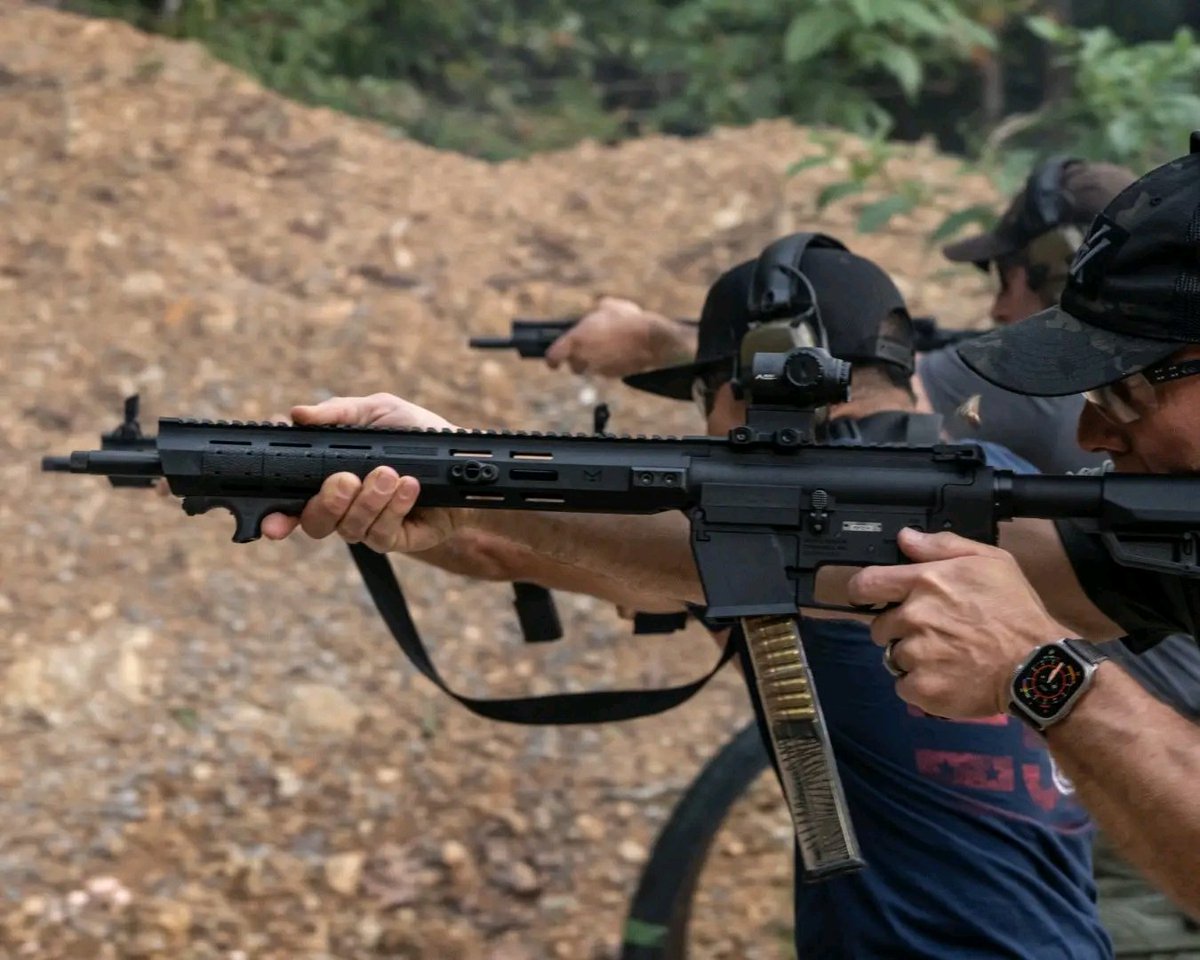 Smith and Wesson Inc tweet media