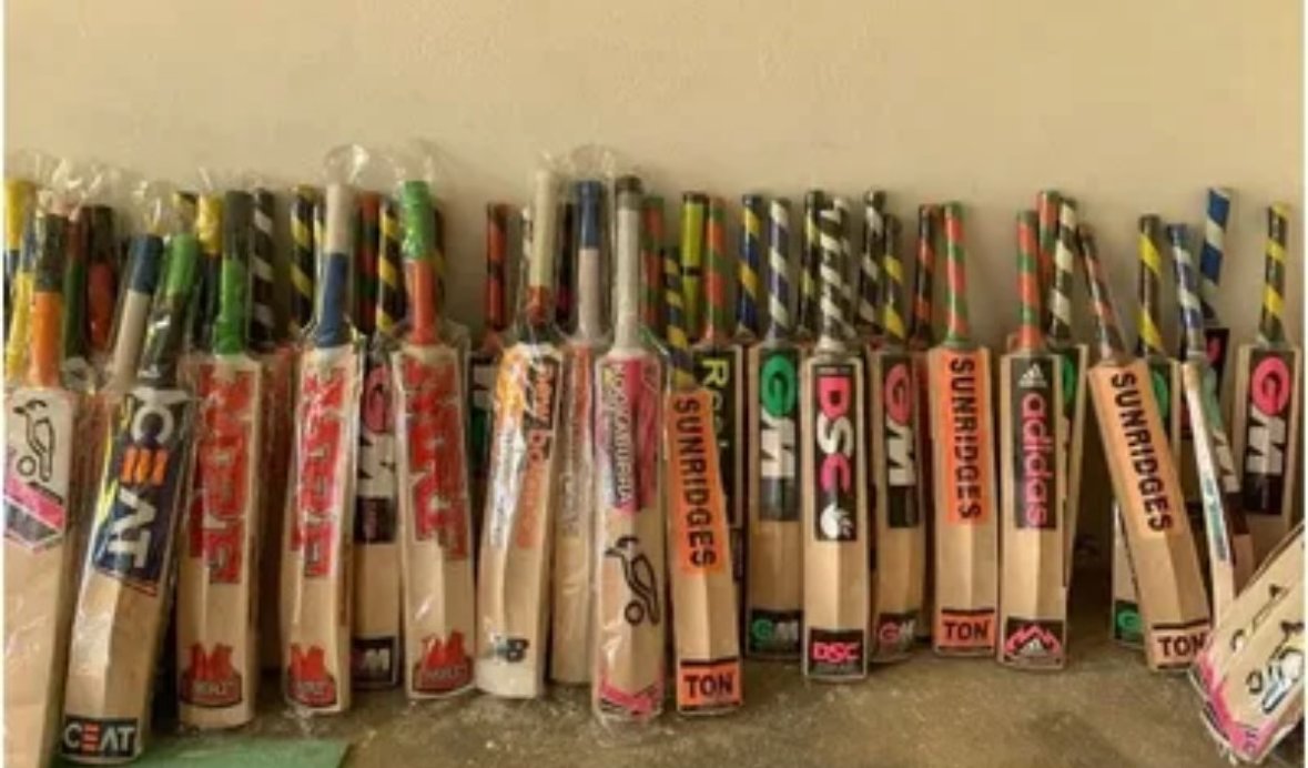 NIT Srinagar, stresses on the importance of technological interventions in improving the
quality, productivity, and cost-effectiveness of the #Kashmir willow bat. The #Kashmir
willow cricket bat as a handicraft, experts and manufacturers are seeking the
implementation of TIFAC