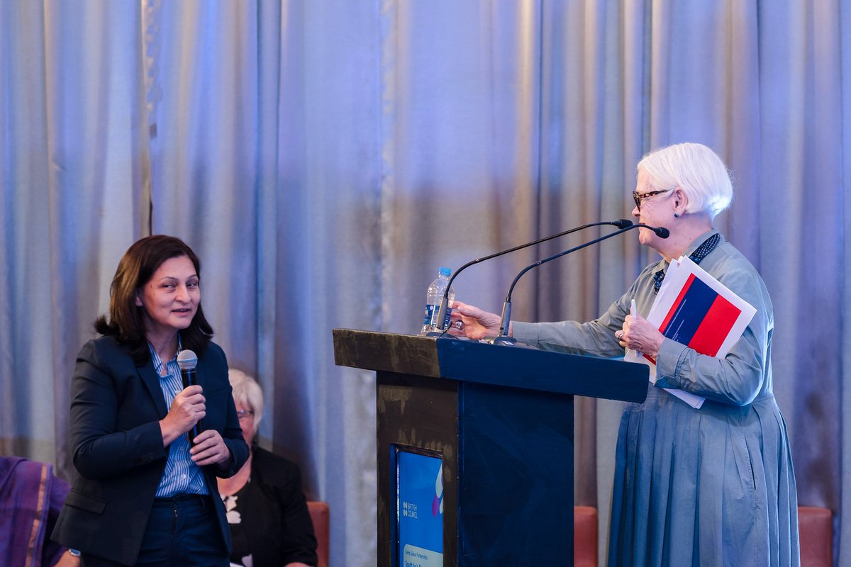 nishatriaz's tweet photo. Some people radiate positive energy, wisdom, motivation and smiles.
@AlisonAdvanceHE CEO @AdvanceHE and #marystiasny Prof.Emerita @UoLondon doing just the same at the recent #DeepDialogue in Colombo.
The world needs more of you! https://t.co/jTvyMuNhKr