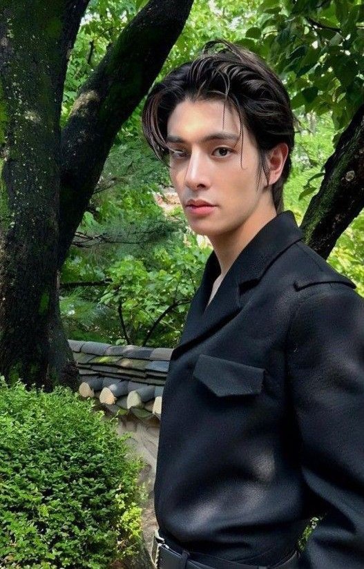 𝓜our ⋆ tweet media