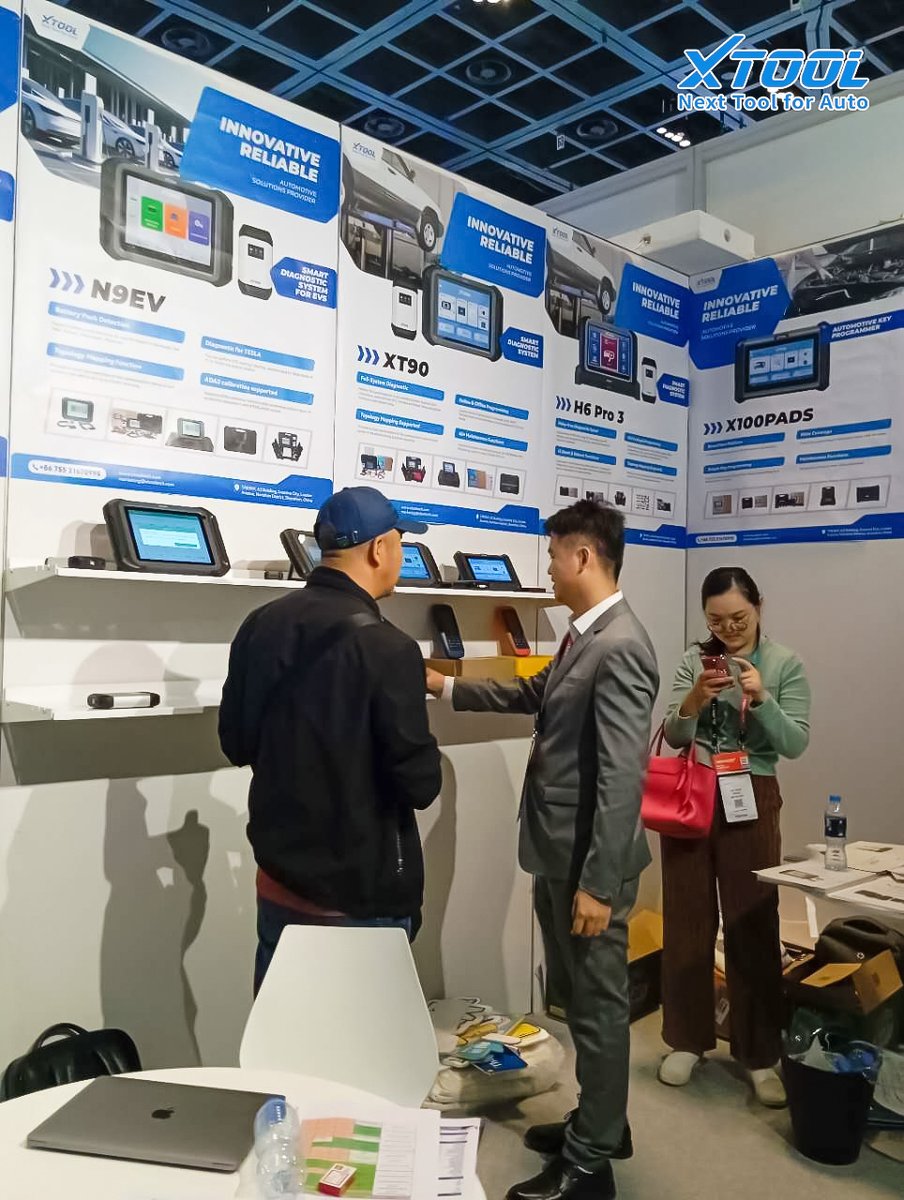 XtoolTech2010's tweet image. Auto fans! 😎 Automechanika Dubai 2024 rocked! Our exhibition pics are a riot. Join the fun this time! 
#AutomechanikaDubai2024  #xtooltech #exhibition