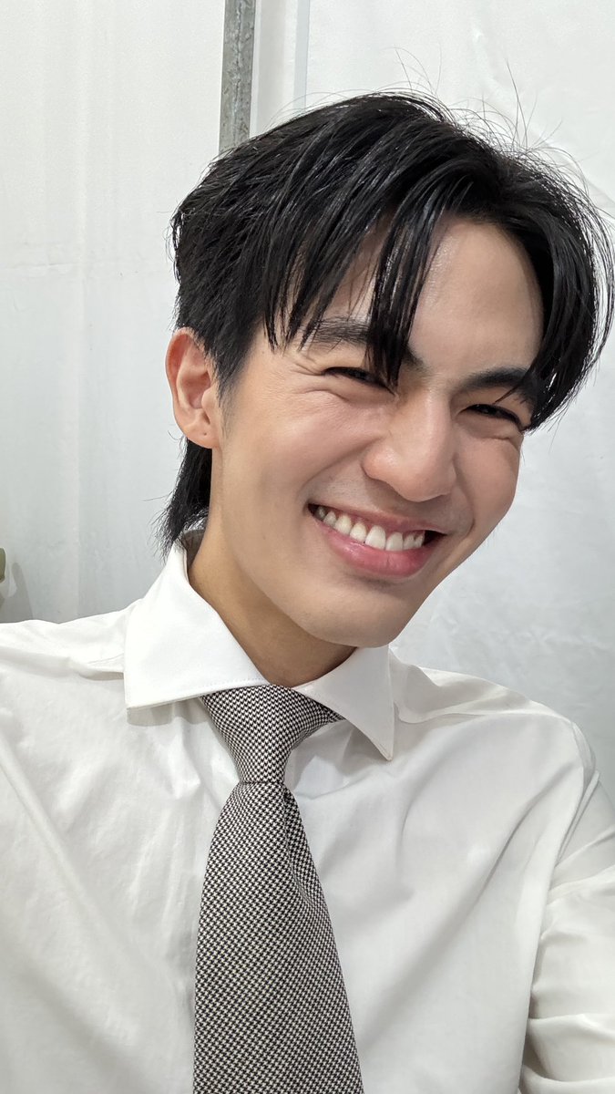 bbenlk's tweet photo. เจอกันนะคับ เดี๋ยวผมหยิบสูทแป๊ปสส

Mono Original x Ben
#MonoOpenHouse2025 https://t.co/ERVFfbOTUj