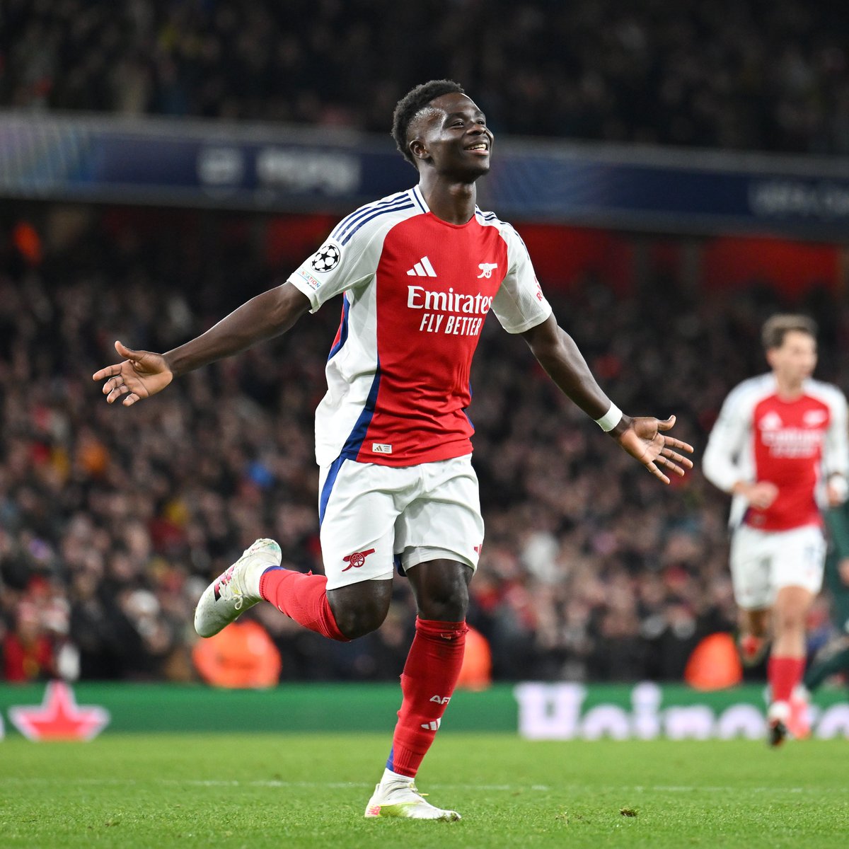 nplexclusive's tweet photo. Arsenal are up to 3rd place in the Champions League table after a 3-0 win vs Monaco 📈

Bukayo Saka: 2 goals, 1 assist ⚽️⚽️🅰️ https://t.co/bdAO05eD3C