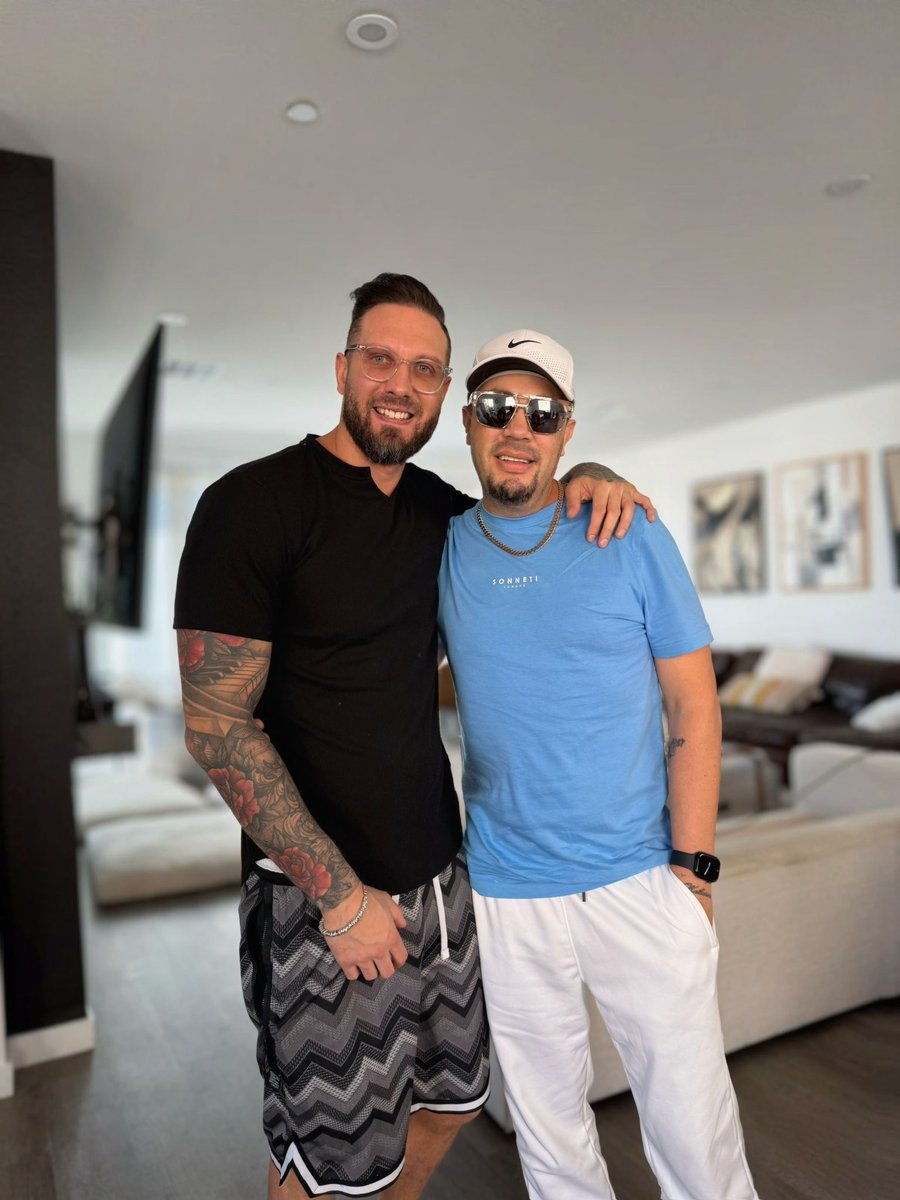 Got to play catch up with this guy the other day! <a href="/QuintonJamesxxx/">QUINTON JAMES (INC)</a> #LasVegas