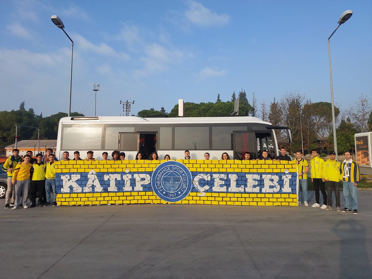 1907 ÜNİFEB İzmir Kâtip Çelebi Üniversitesi örgütlenmesi olarak Fenerbahçe Beko - Monaco karşılaşması için İstanbul yolundayız.

#FenerbahçeninYolunda