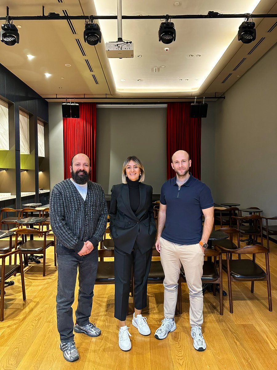 İmran Gürakan (@imrangurakan) on Twitter photo Komunite space’i yerinde ziyaret ettik, <a href="/fatihguner/">Fatih Güner —— komunite.com.tr</a> ‘e ev sahipliği için çok teşekkürler harika bir sabah sohbeti oldu ☘️ <a href="/fatihguner/">Fatih Güner —— komunite.com.tr</a>
<a href="/onrcndn/">Onur Candan</a> Komunite space’i yerinde ziyaret ettik, <a href="/fatihguner/">Fatih Güner —— komunite.com.tr</a> ‘e ev sahipliği için çok teşekkürler harika bir sabah sohbeti oldu ☘️ <a href="/fatihguner/">Fatih Güner —— komunite.com.tr</a>
<a href="/onrcndn/">Onur Candan</a>