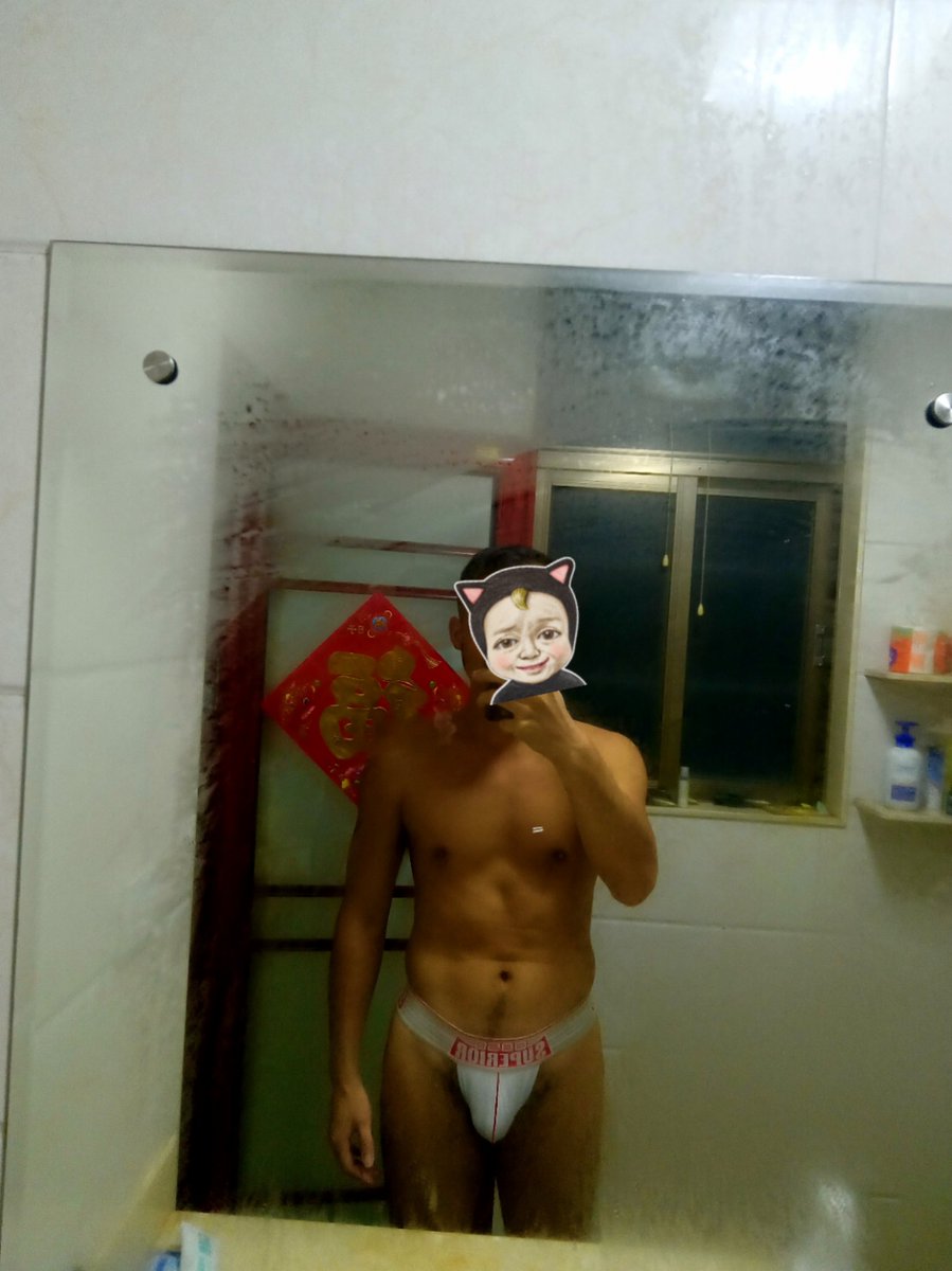 PhilosophyboyCC's tweet photo. #男体 #男士内裤 
欢迎找我拍内裤照，或者卖内裤也行。
私聊哦！ https://t.co/nxL62HRDPd