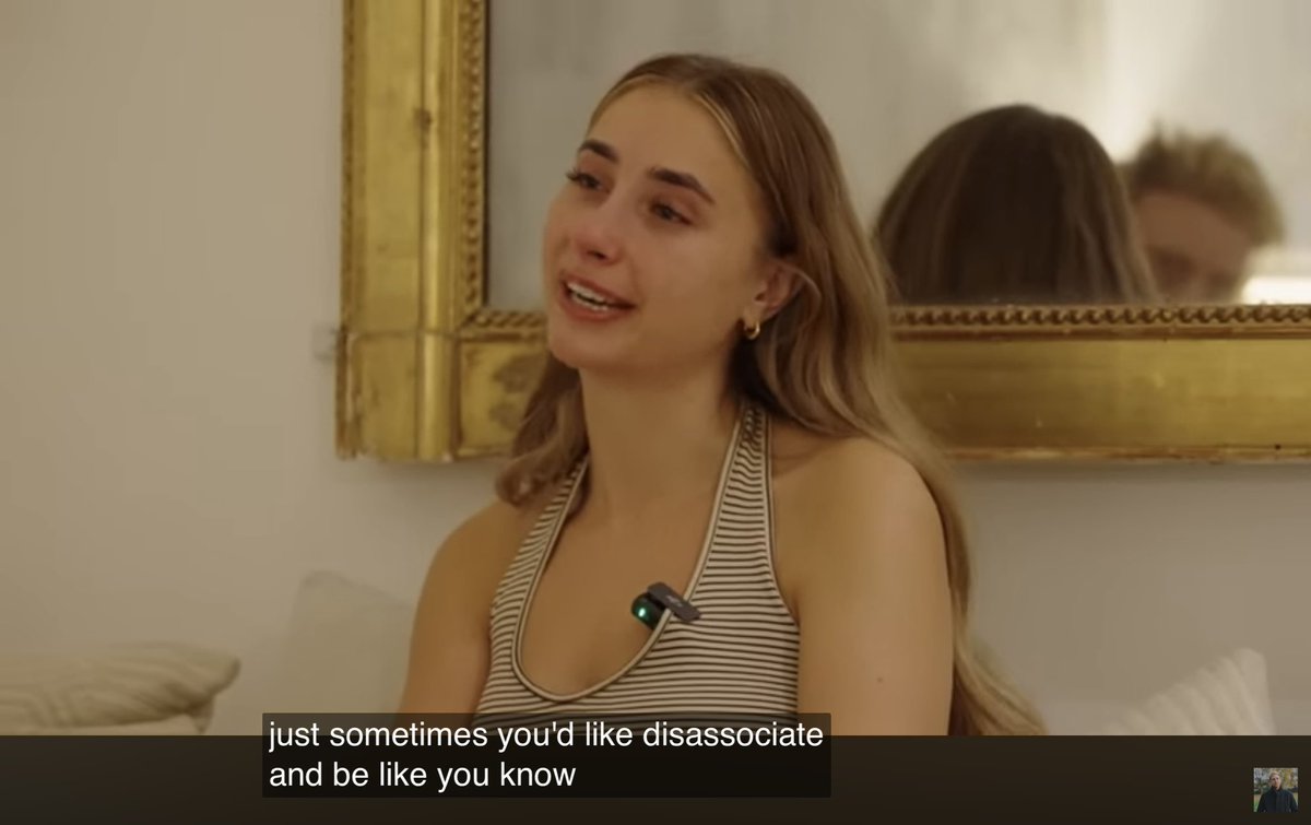 。 Mame 。A Birb from Babylonia tweet media