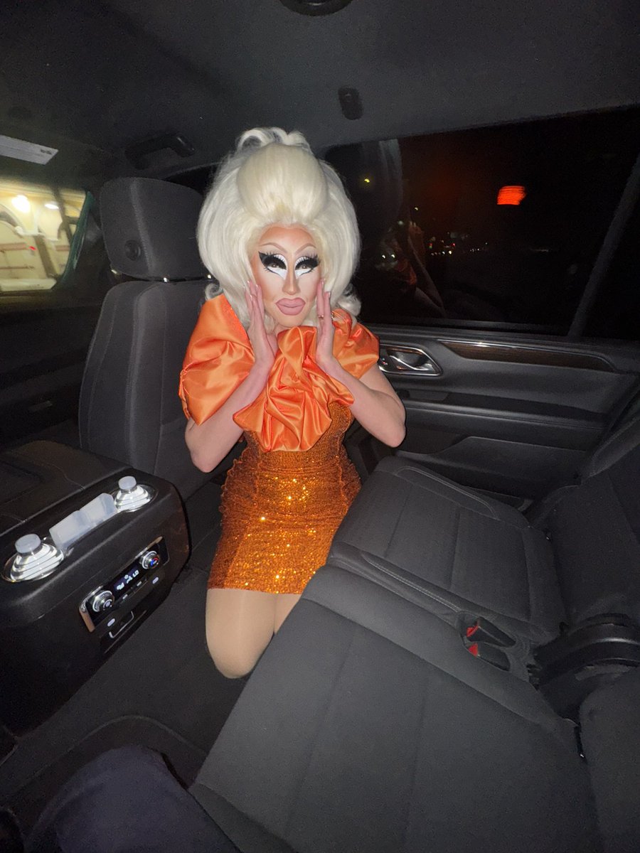 trixiemattel's tweet photo. I’m in queer media. https://t.co/wOdd0rQjoe