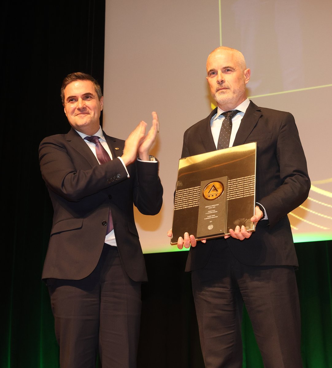 SPRI y <a href="/ParkeEuskadi/">Euskadiko Parke Teknologikoa</a> obtienen la A de oro, premio vasco a la gestión avanzada de <a href="/EUSKALIT/">EUSKALIT</a> 
El consejero <a href="/Mikel_Jauregi_/">Mikel Jauregi</a>  valora la importancia de la gestión avanzada para la competitividad de las empresas #grupospri spri.eus/es/innovacion-…