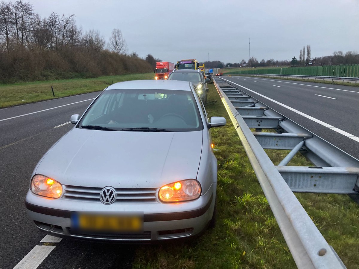 Ongeval met drie voertuigen op de A32 voor Akkrum