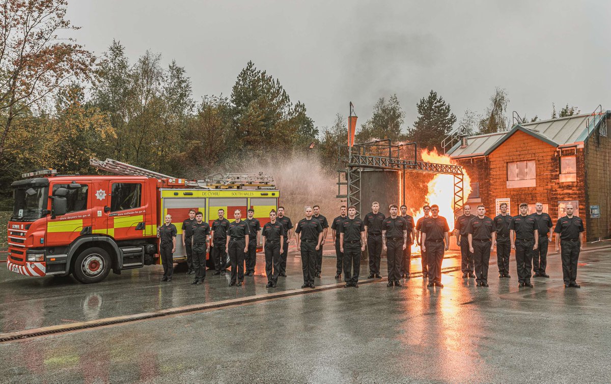 South Wales Fire and Rescue Service tweet media