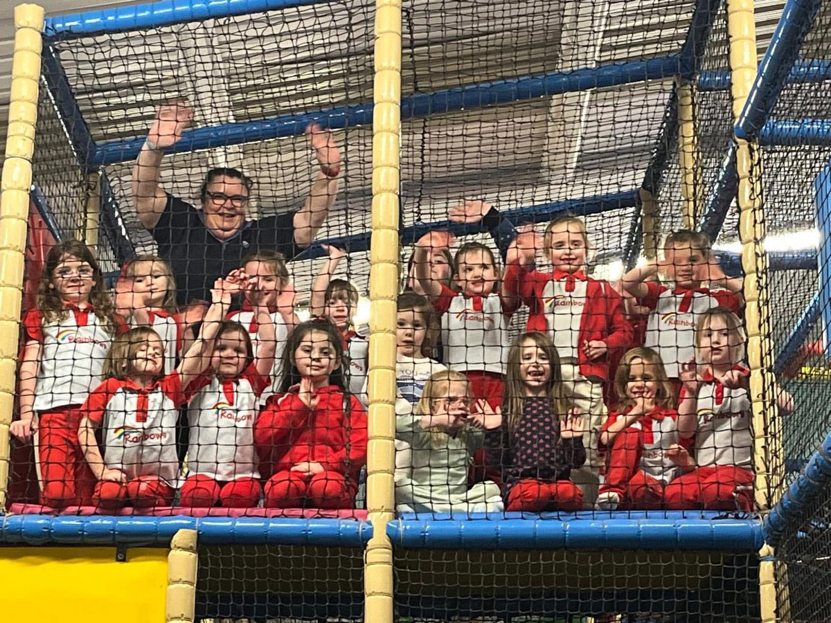 Another end of term evening out - 3rd and 4th Prestwick Rainbows had their Christmas Party at Kidz play this week!🎄🎅🏻🎉
Amazing effort from the leaders keeping up with them! 👏🤣

#Prestwick #Rainbows #AyrshireSouth